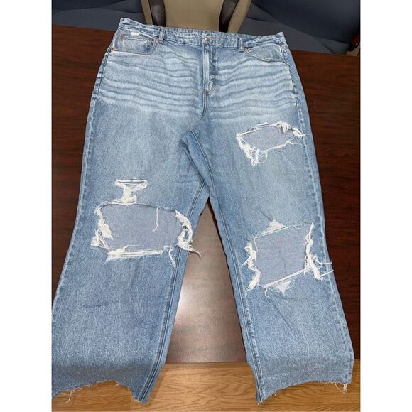 American Eagle Stretch Curvy 90’s Straight Distressed Jeans Size 20 Long - Picture 1 of 8
